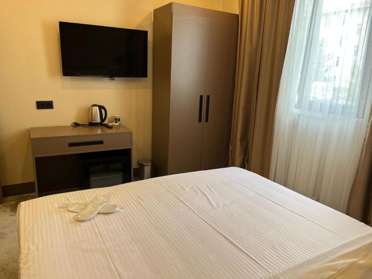 Istanblu Hotel Atasehir Истанбул Екстериор снимка