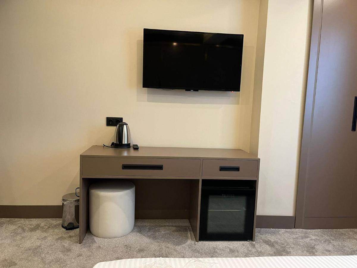 Istanblu Hotel Atasehir Истанбул Екстериор снимка