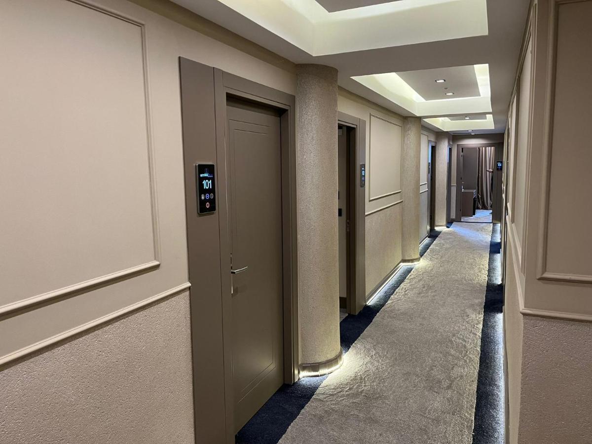 Istanblu Hotel Atasehir Истанбул Екстериор снимка