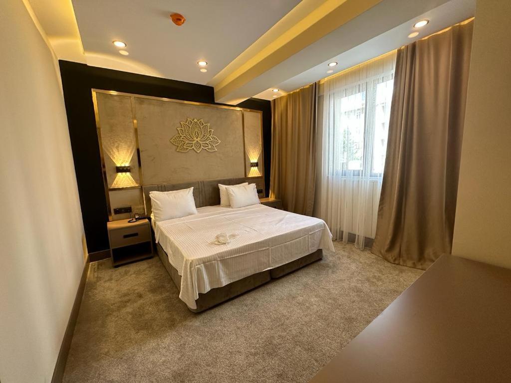Istanblu Hotel Atasehir Истанбул Екстериор снимка