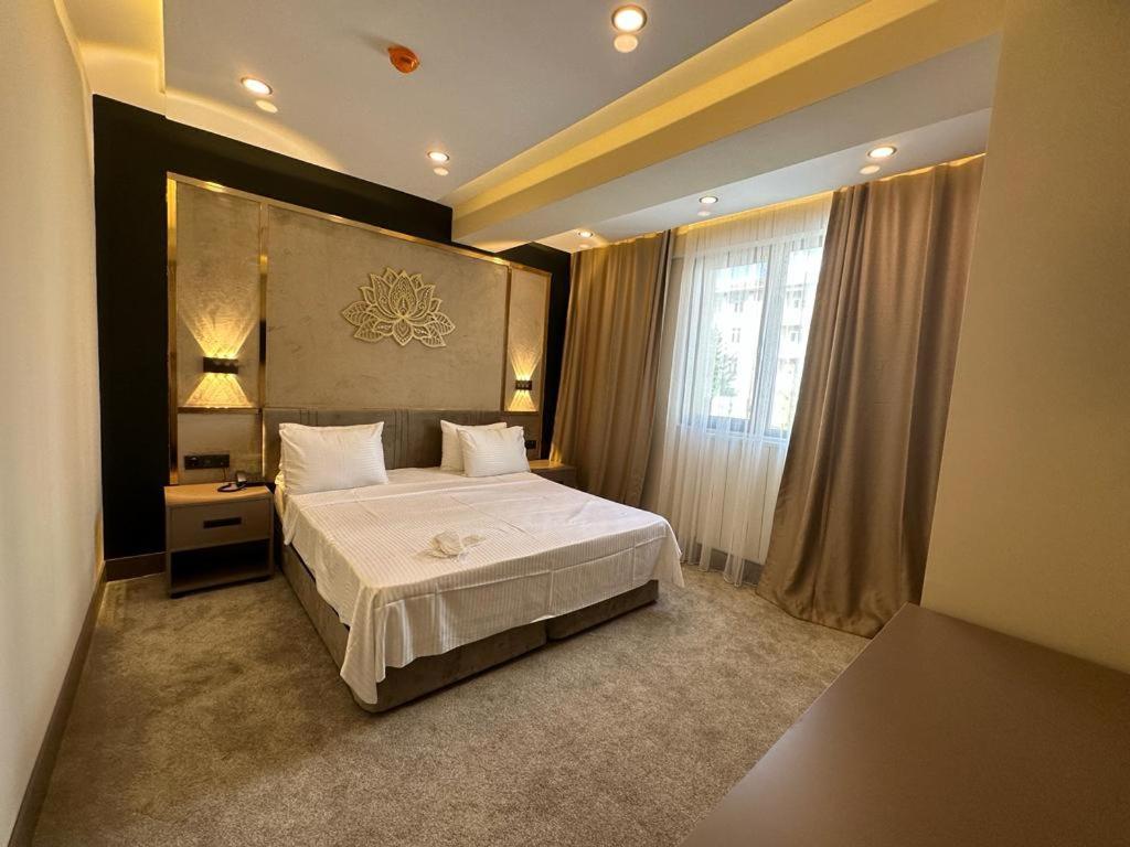 Istanblu Hotel Atasehir Истанбул Екстериор снимка