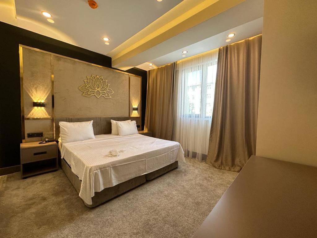 Istanblu Hotel Atasehir Истанбул Екстериор снимка