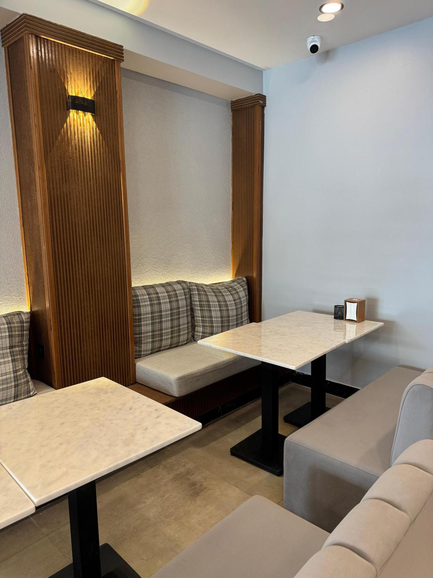 Istanblu Hotel Atasehir Истанбул Екстериор снимка
