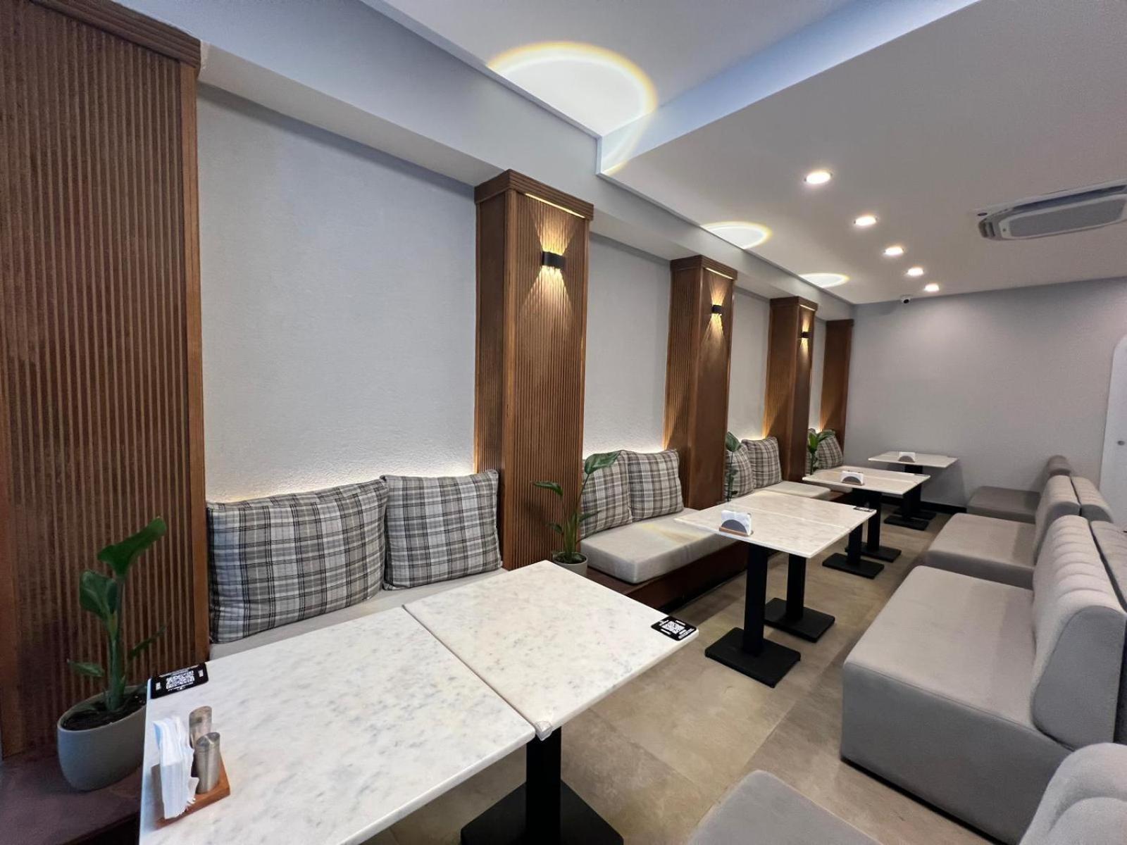 Istanblu Hotel Atasehir Истанбул Екстериор снимка